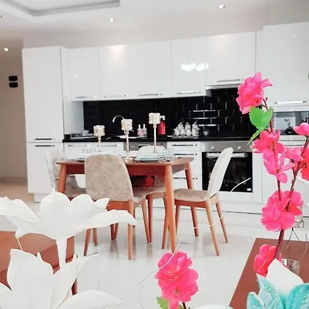Denize Yakin Lux Daire Чамйолу
